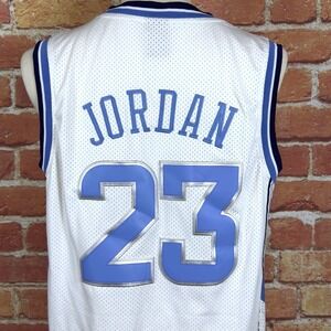 North Carolina Michael Jordan White Stitched Basketball Jersey Size Large